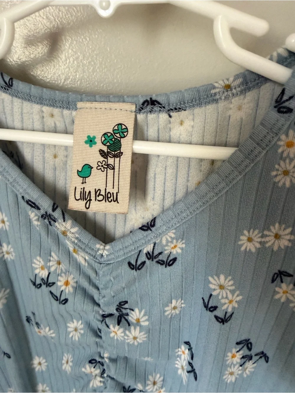 Lily Bleu Blue/White Floral Ribbed 2pc Top & Shorts Set Size 12 V-Neck